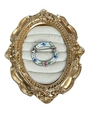 guilloché  enamel oval sterling brooch pin. Vintage 1940s  La Mode